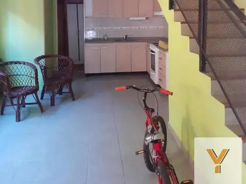 Casa 3 ambientes con 1 baño
