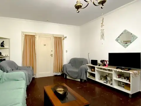 VENTA CASA 3 AMBIENTES CON QUINCHO Y PARQUE