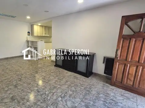 Depto Tipo Casa en Alquiler 25 años