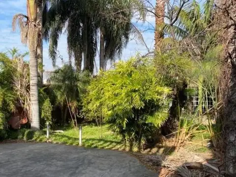 HERMOSA CASA 4 AMBIENTES EN VENTA! ESCUCHA OFERTAS 