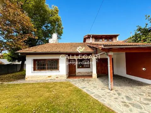 Casaquinta 4 ambientes con Pileta en venta - Ranelagh