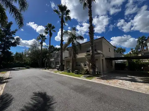 Casa en Alquiler de 2 dormitorios