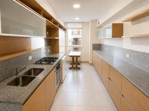 Departamento 4 ambientes con dependencia en Palermo