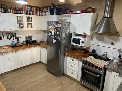 Casa en Venta con 3 cocheras