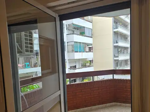 Excelente 3 Ambientes  con balcón al Contra frente totalmente refacionado a nuevo  en el corazon de Palermo