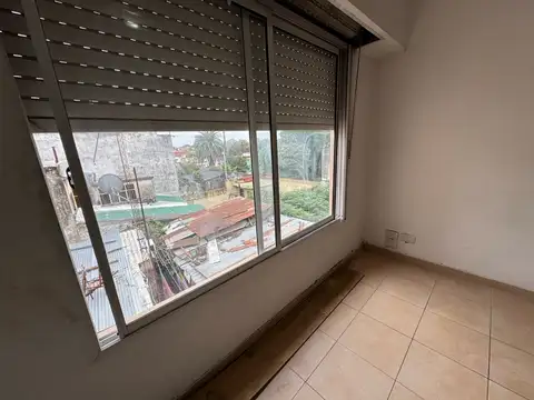 Departamento en Alquiler en Piñero, $ 400.000