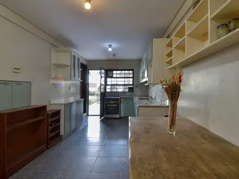 Espectacular casa a la venta en La Paternal