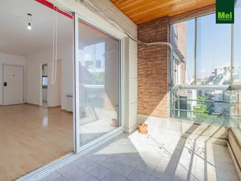 3 AMBIENTES AL FRENTE CON COCHERA