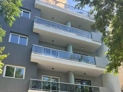 Nother 1128 , Piso 2