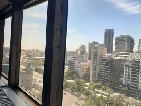 Oficina en Alquiler con 2 cocheras