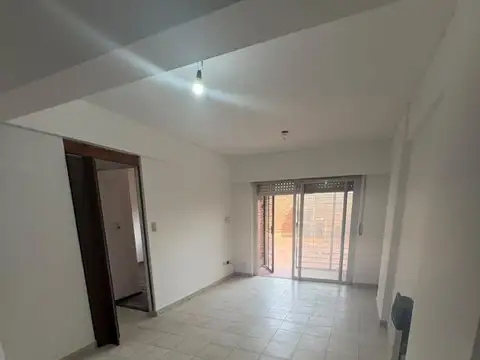 Catamarca 3100, Piso 1°