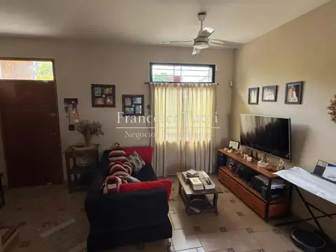 Depto Tipo Casa 4 ambientes con 1 baño