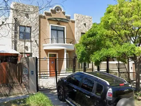 Dúplex a la venta en Ituzaingó Norte - Apto Crédito -