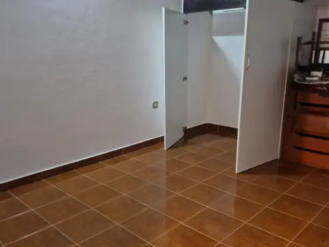 Depto Tipo Casa 4 ambientes con 1 baño
