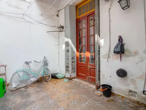 PH 4 amb. c/ patio en Flores -  Excelente oportunidad