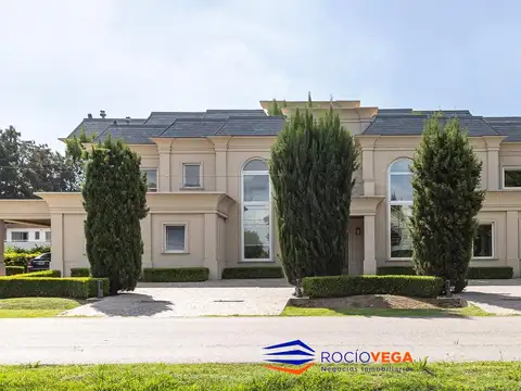 Casa en venta en San Diego Country Club Moreno