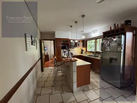 Casa en Alquiler de 4 dormitorios