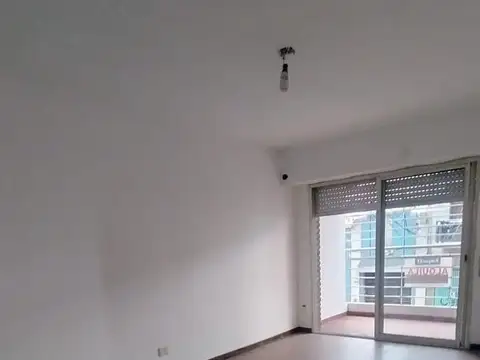 3 de Febrero  al 1400