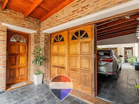 Casa 4 ambientes con 3 baños