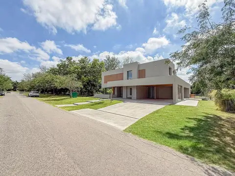 Lote 682, Kentucky Club de Campo Funes