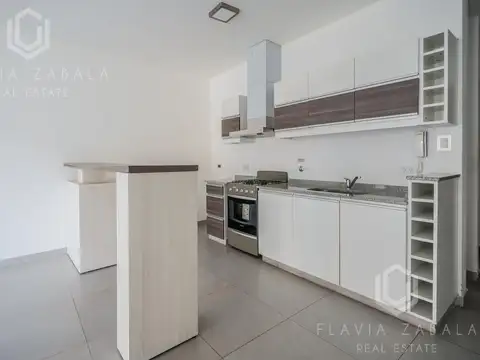 Venta monoambiente con balcón en Boedo