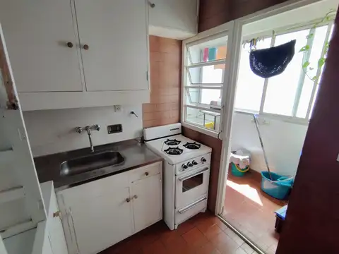 Departamento 7 ambientes con 2 baños