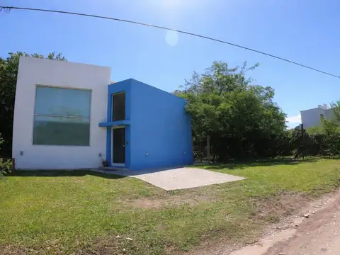 Casa en Venta en Villa Catalina, USD 135.000