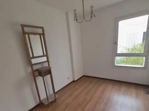 Departamento en Venta en Moron, USD 100.000