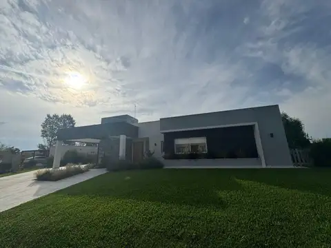 CASA EN CANNING OPORTUNIDAD CUOTAS