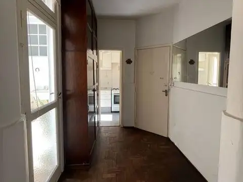 Viamonte 2064, Ciudad Autónoma de Buenos Aires, Argentina