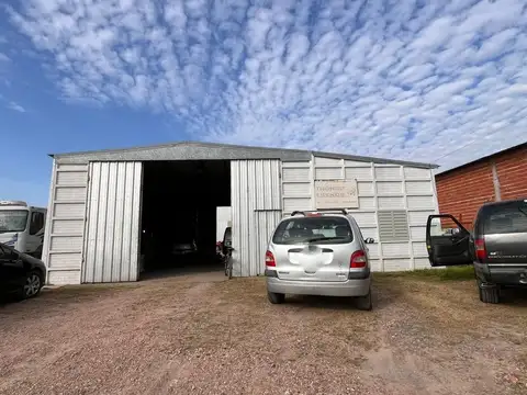 Calle interna Partque industrial 100