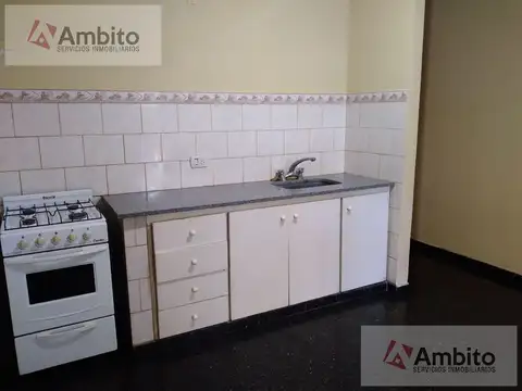 Departamento en Alquiler en Los Hornos, $ 450.000