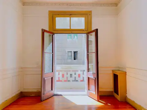 Departamento 7 ambientes con 2 baños