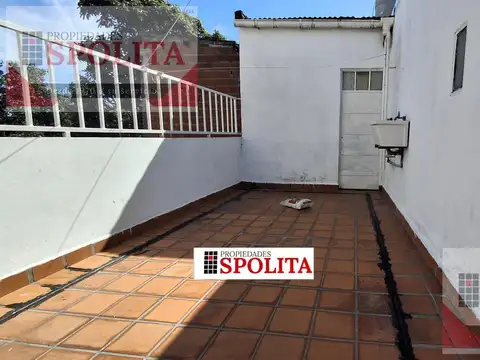 Depto Tipo Casa en Alquiler de 2 dormitorios