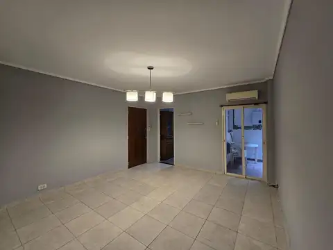 DEPARTAMENTO DE 2 AMB. LUMINOSO UBICADO EN CHACARITA