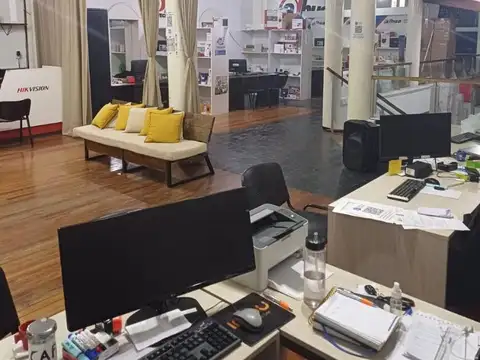 Local comercial en ALQUILER - Pellegrini 2432/26 PB y PA
