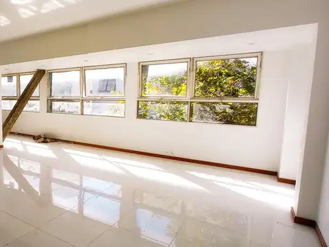 Oficina en Alquiler en Ramos Mejia, $ 1.500.000