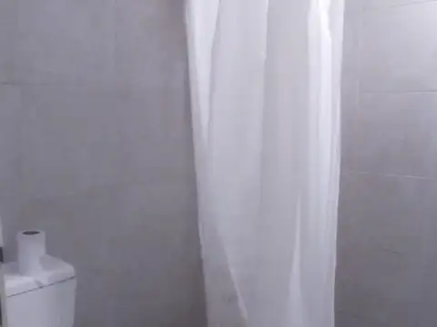 Amoretti 3800, Piso 2