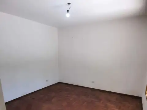 CASA INTERNA ÚNICA EN VENTA