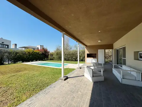 Casa en Alquiler 9 años