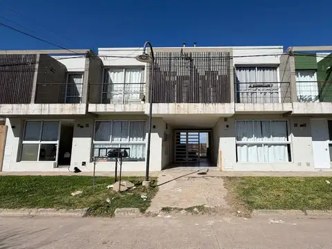 Venta de depto de un dorm zona facultad