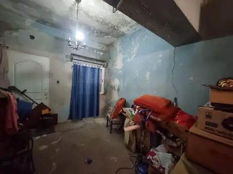 VENTA CASEROS 2 PH CON PARQUE Y PARRILLA