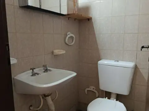 Casa en Alquiler al Sureste