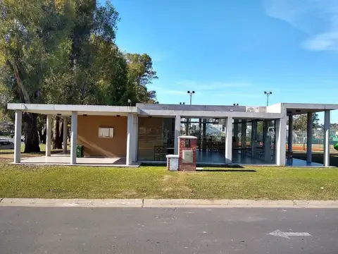 Santa Elena Pilar del Este 100