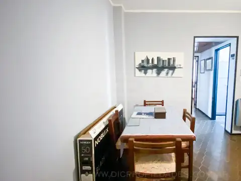 Diaz Velez al 2700 entre Ayacucho y España