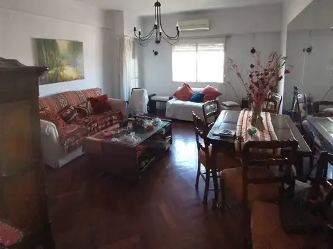 Semipiso amplio con vista abierta — Parque Chacabuco | Av. Eva Perón 1800