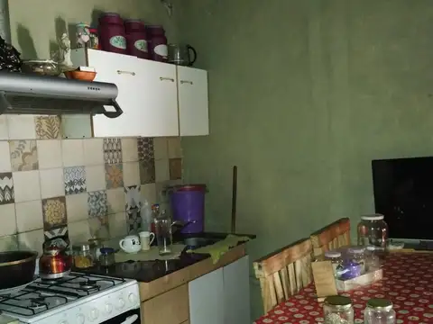 VENTA CASA  + DPTO  A  2 CUADRAS DE AV. O'higgins