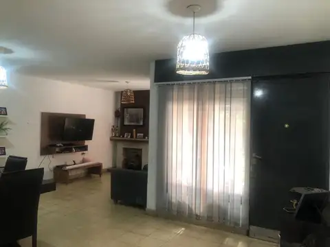 VENTA CASA 3 DORMIT BARRIO MAIPU