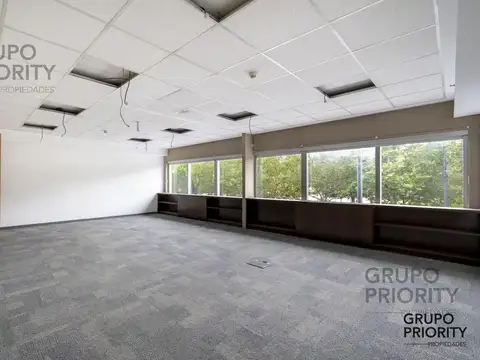 Oficina en Alquiler al Oeste