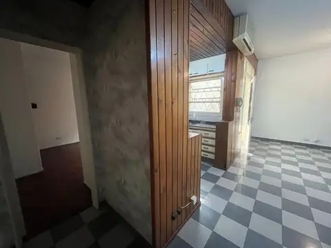 Depto Tipo Casa 2 ambientes con 1 baño